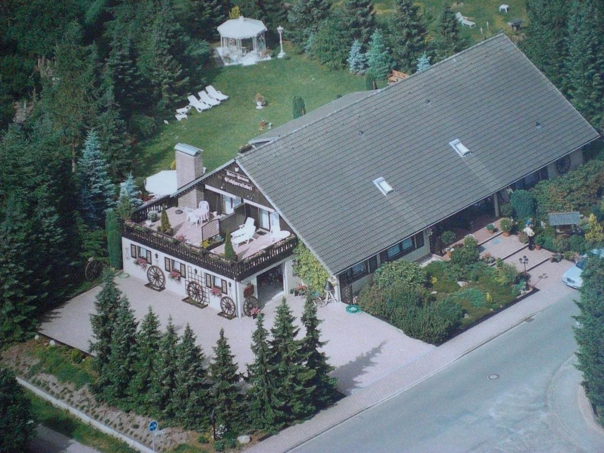 Hotel Garni Eichhornkobel Faßberg Esterno foto