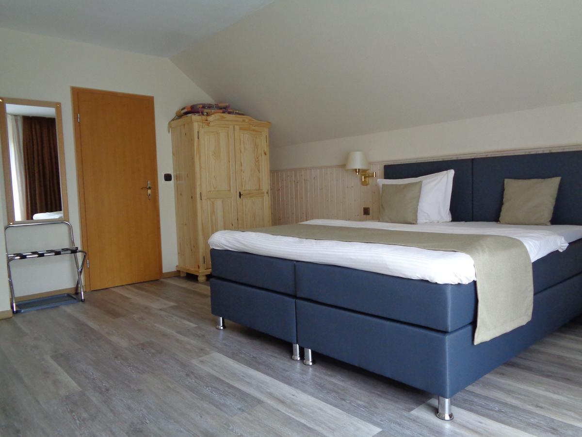 Hotel Garni Eichhornkobel Faßberg Esterno foto