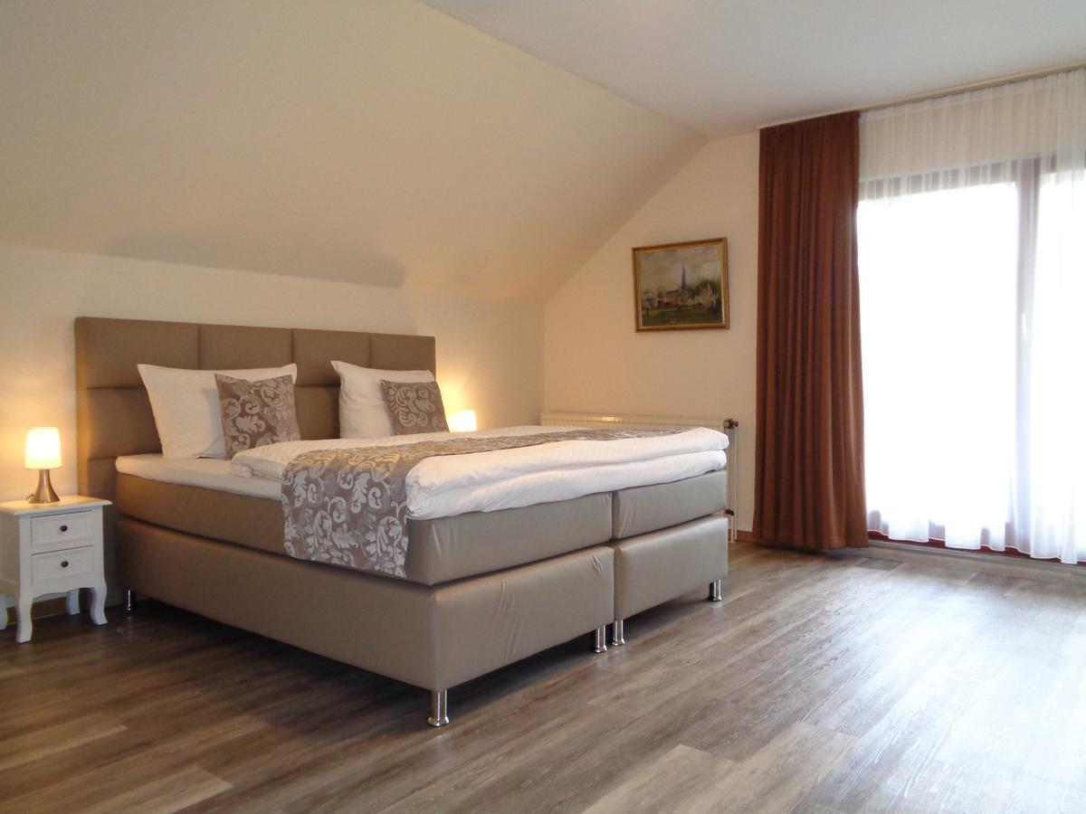 Hotel Garni Eichhornkobel Faßberg Esterno foto