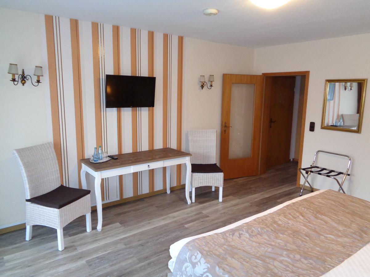 Hotel Garni Eichhornkobel Faßberg Esterno foto