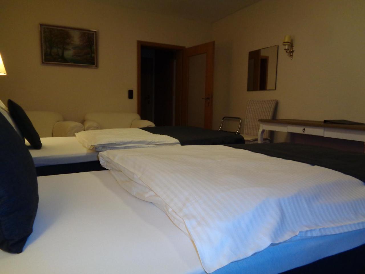 Hotel Garni Eichhornkobel Faßberg Esterno foto