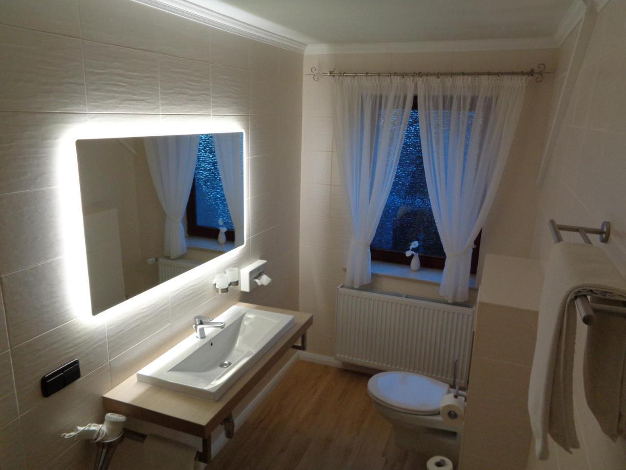 Hotel Garni Eichhornkobel Faßberg Esterno foto